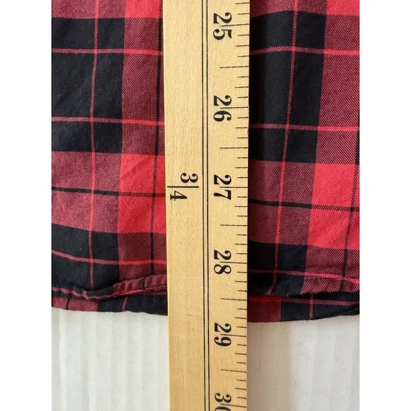 HUGO BOSS Red Black Plaid Button Front Shirt Men’s L Slim Fit Dark Academia - Picture 7 of 10